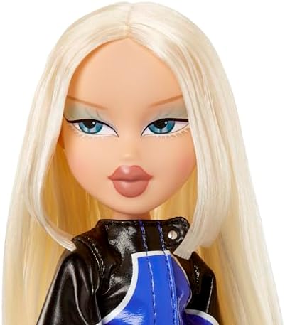 Bratz Scorchin Cloe Fashion Doll with Accessories