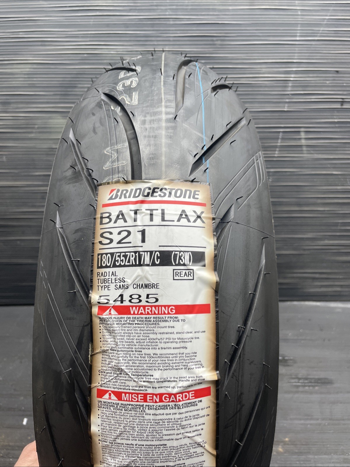 Bridgestone Battlax 180 55 17 NEW