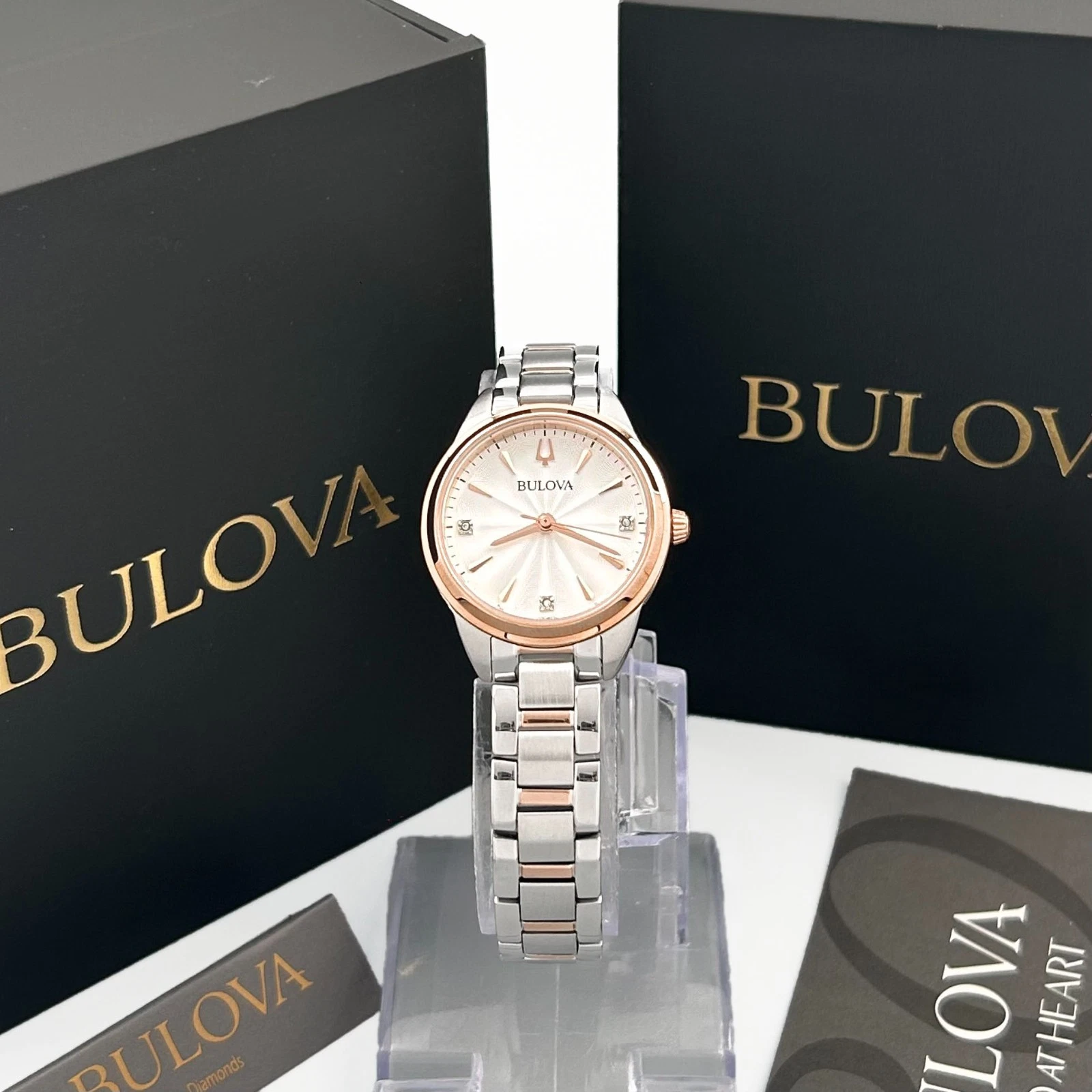 Bulova 98P200 Lady Sutton White Rose Gold Diamond Quartz Women s Watch 28mm New