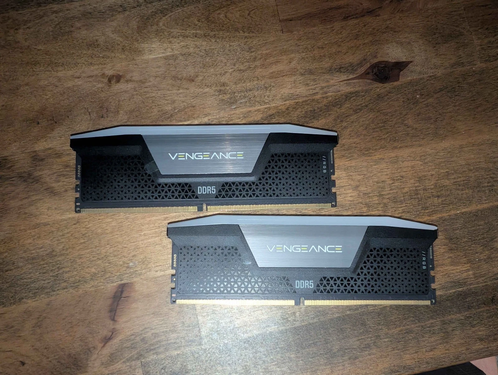 CORSAIR Vengeance RGB 32GB DDR5 6000mhz RAM Memory  CMH32GX5M2E6000C36  NO BOX