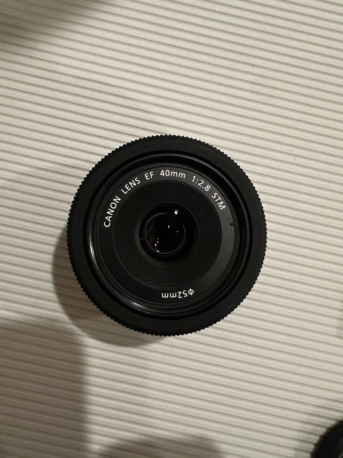 Canon EF 40mm f/2 8 STM Pancake Lens