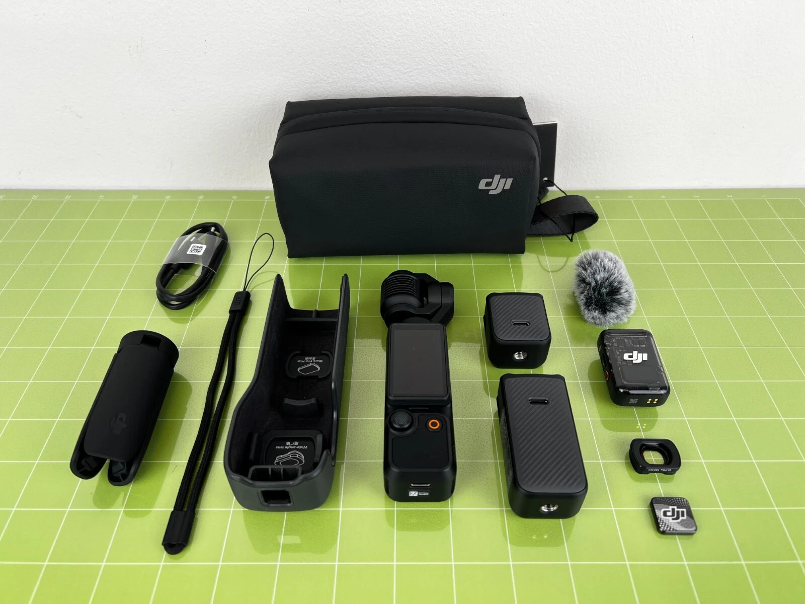 DJI Osmo Pocket 3 Creator Combo 3 Axis Stabilized 4K Camera   Unactivated