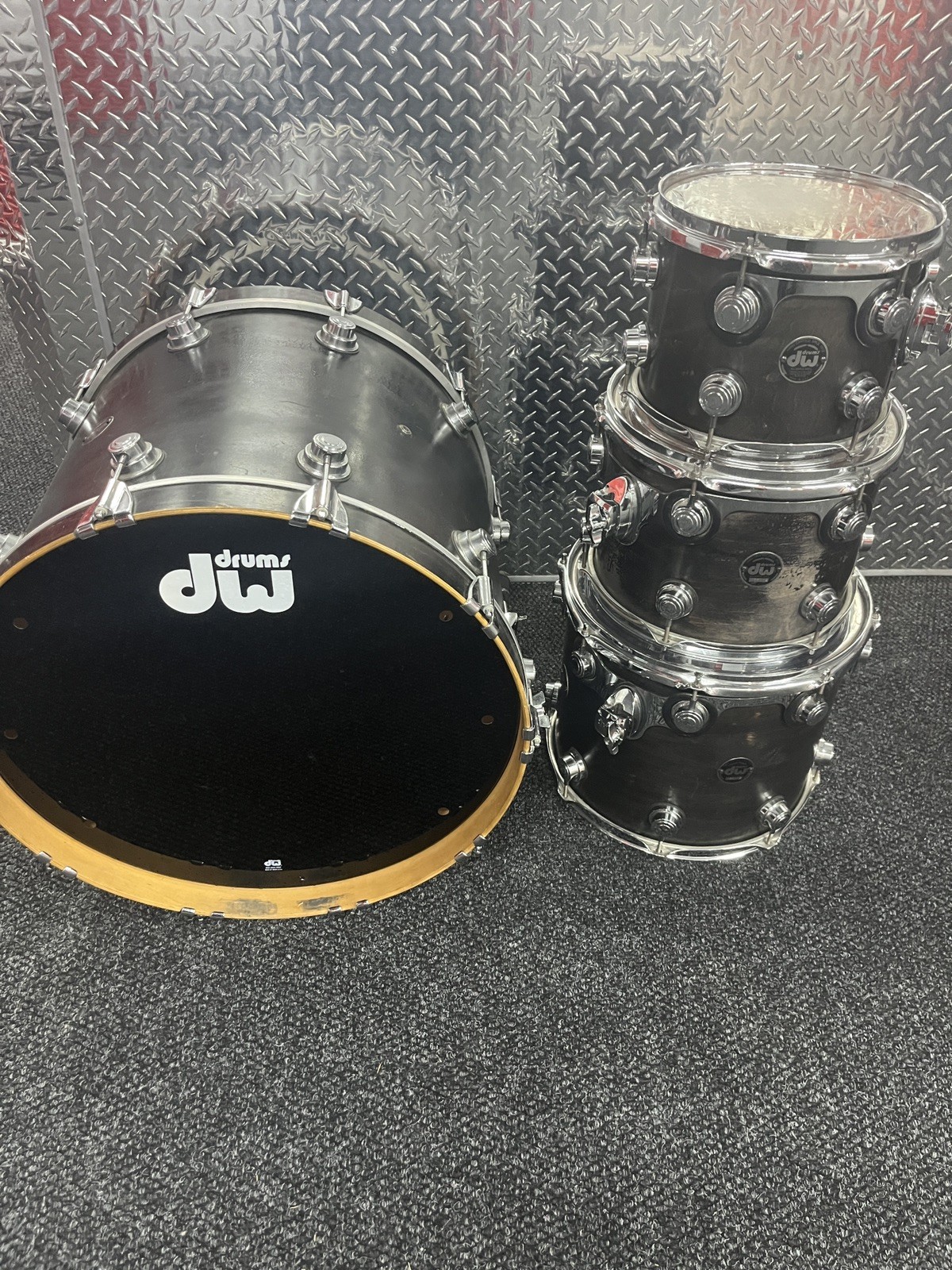 DW Collectors Ebony Satin Oil 4 piece drum kit