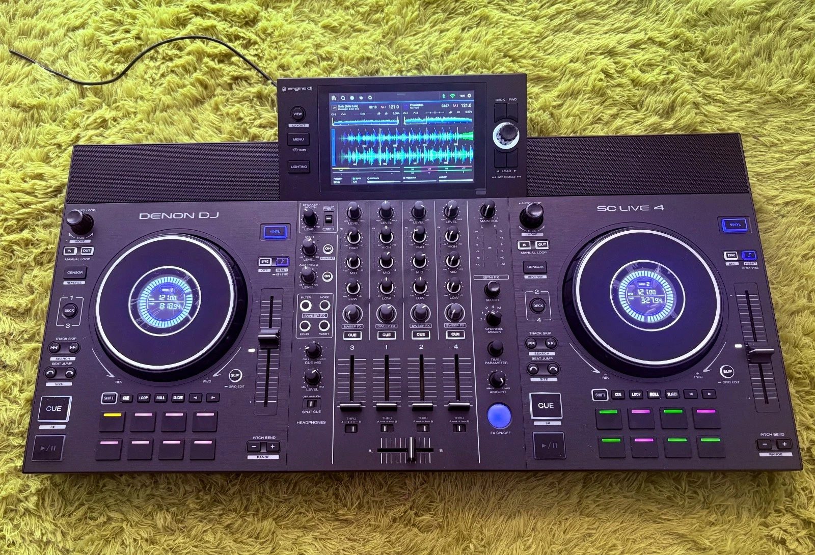 Denon SC LIVE 4 Deck Standalone DJ Controller with Wi Fi & Carry case w/ wheels