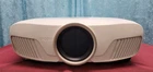 EPSON HOME CINEMA 4010 H932A 4K PRO UHD LCD PROJECTOR W/ REMOTE & CEILING MOUNT