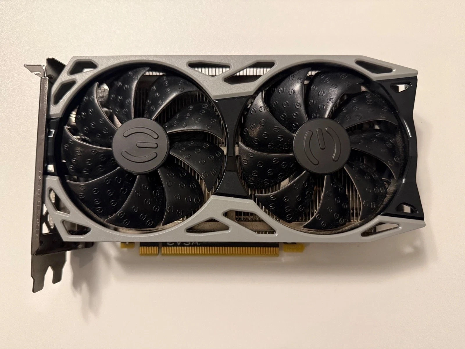 EVGA NVIDIA GeForce GTX 1660 SUPER 6GB Graphics Card   Tested Working   Pristine