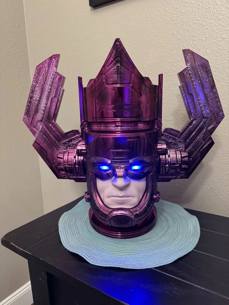 Fantastic Four  First Steps Galactus Light Up Eyes Popcorn Bucket   New