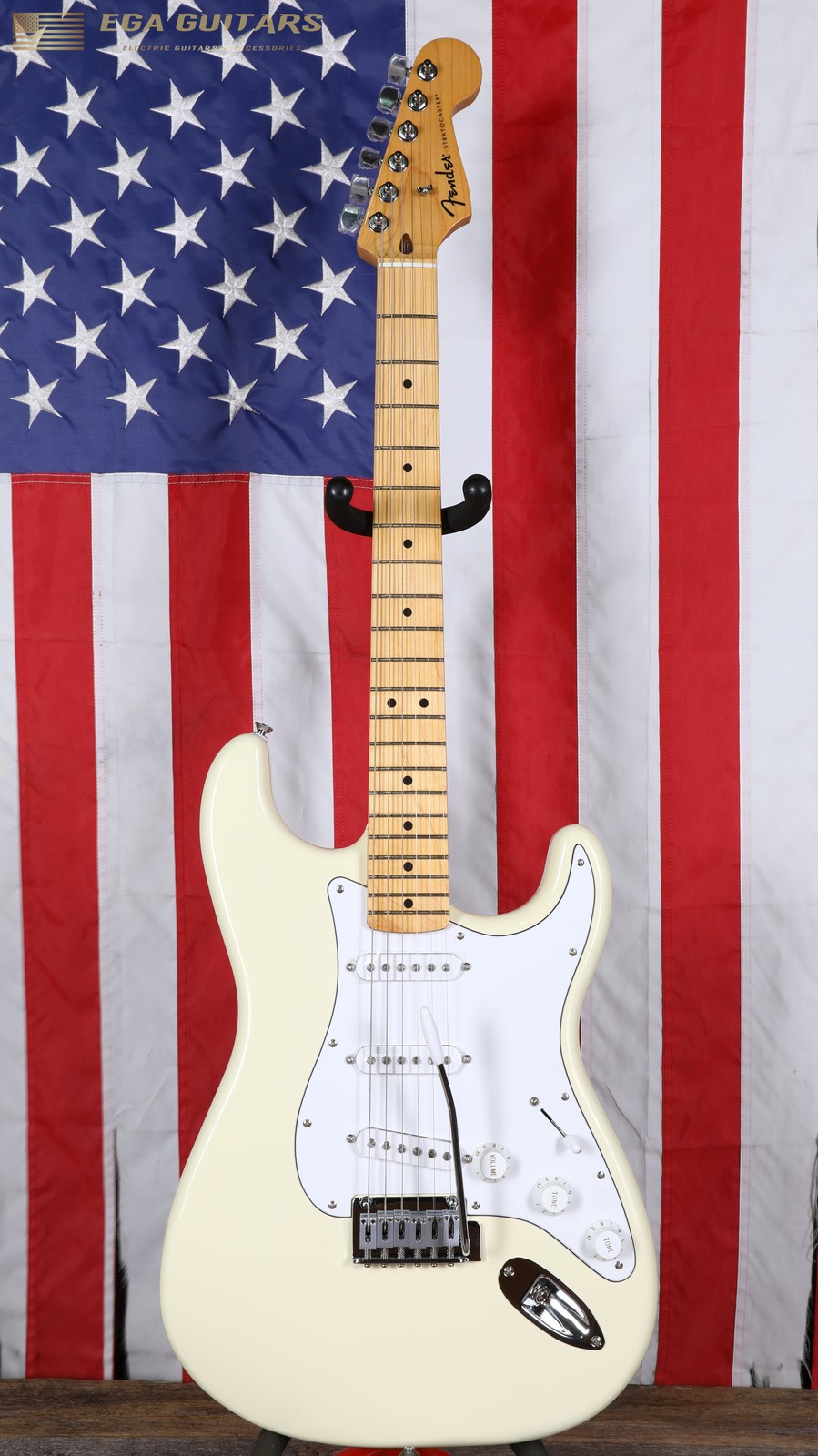 Fender Standard Stratocaster   Olympic White