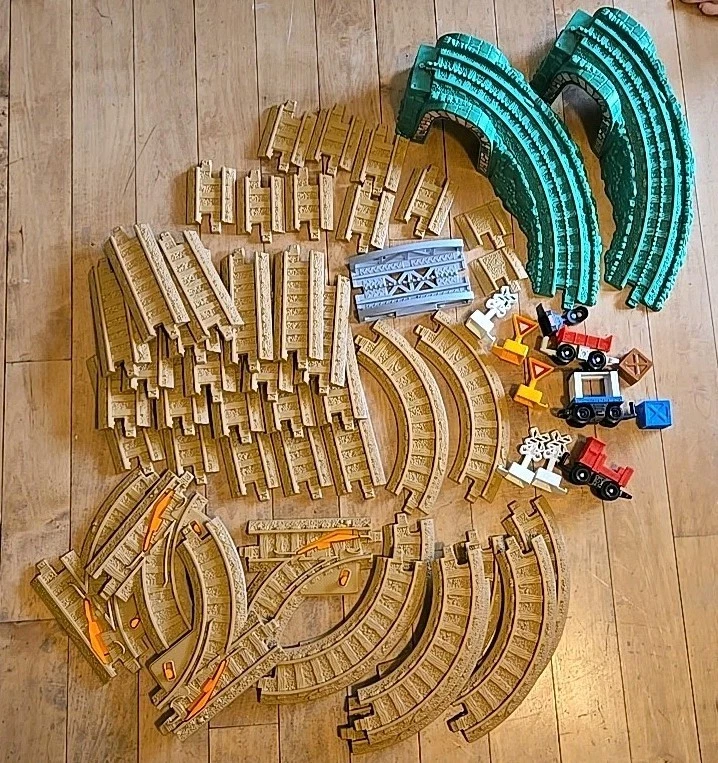 Fisher Price GeoTrax Train Track Tan Brown W TUNNEL 57 Piece Premium Lot