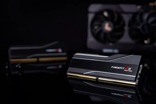 Memoria RAM G.SKILL Trident Z5 Neo RGB Series de 64 GB (2 x 32 GB) para PC, 288 pines, DDR5 6000 (PC5 48000), modelo F5-6000J2836G32GX2-TZ5NR