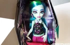 Ghoulia figure Monster High Doll Buried Secrets by Mattel Courtside Fang Out