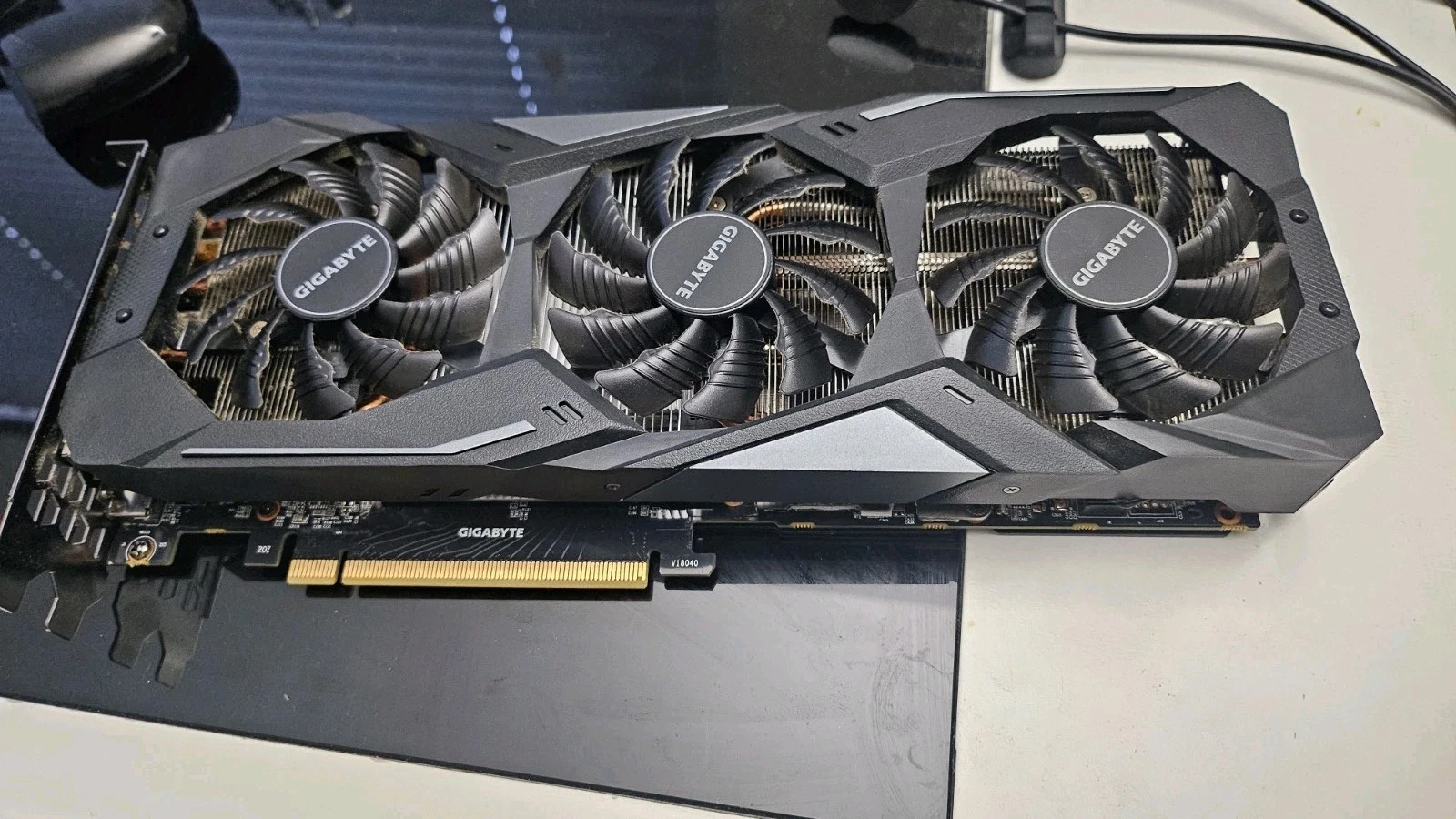 Gigabyte NVIDIA GeForce RTX 2070  Windforce  8G 