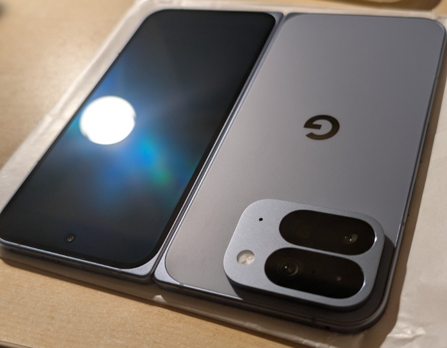 Google Pixel 10 Pro Fold   256 GB   Moonstone  Unlocked  OPEN BOX