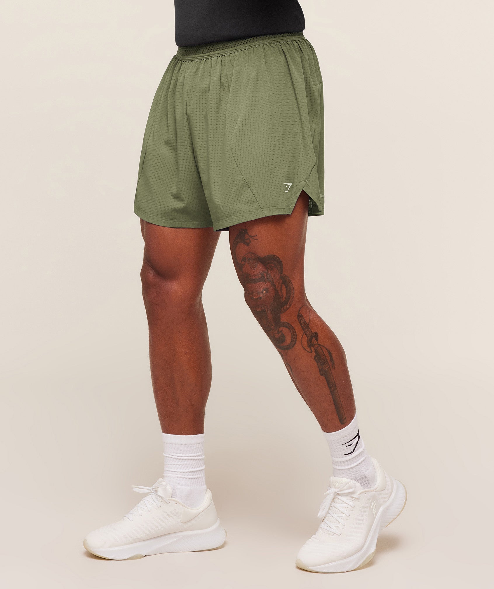 Talla M - Gymshark Running 5" Shorts - GS Grounded Green