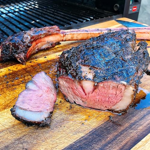 Hardcore Carnivore Black  Activated Charcoal Meat Seasoning Rub  13 oz Shaker  Texas Made  Blend for Steak  Brisket  Burgers  BBQ  Grilling and Smoking