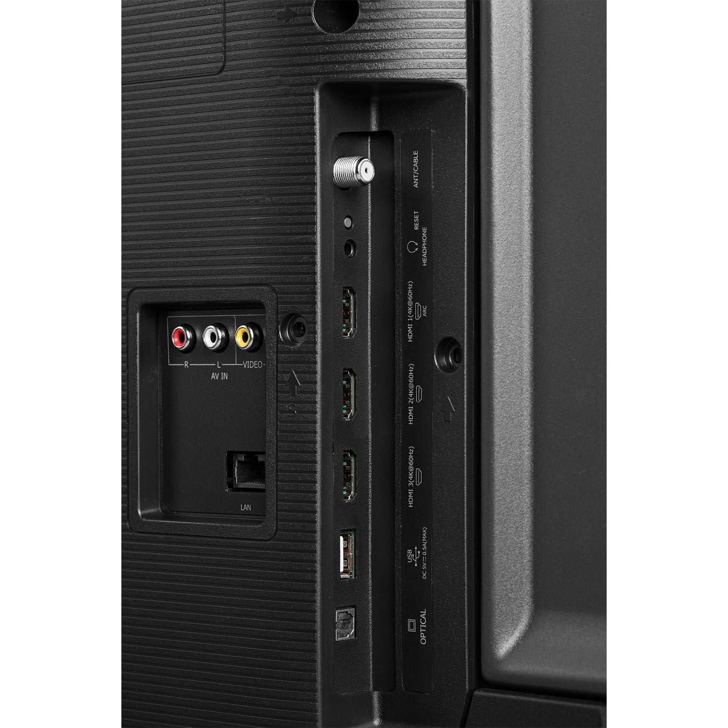 Hisense 65" Class 4K UHD LCD Roku Smart TV HDR R6 Series 65R6E4