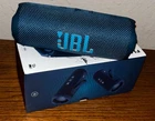 Altavoz Bluetooth inalámbrico portátil e impermeable JBL FLIP 7 - Azul marino