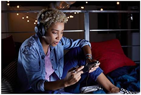 JBL Quantum 300   Wired Over Ear Gaming Headphones with JBL Quantum Engine Software   Black  Large