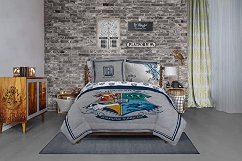 Jay Franco Disney Lilo & Stitch Twin Comforter Set   5 Piece Bedding Includes Sheet Set & Pillow Covers   Super Soft Kids Floral Bedding