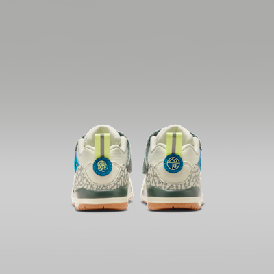 Talla 8C - Jordan Spizike Low