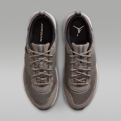 Talla M8.5 - Jordan Trunner O/S