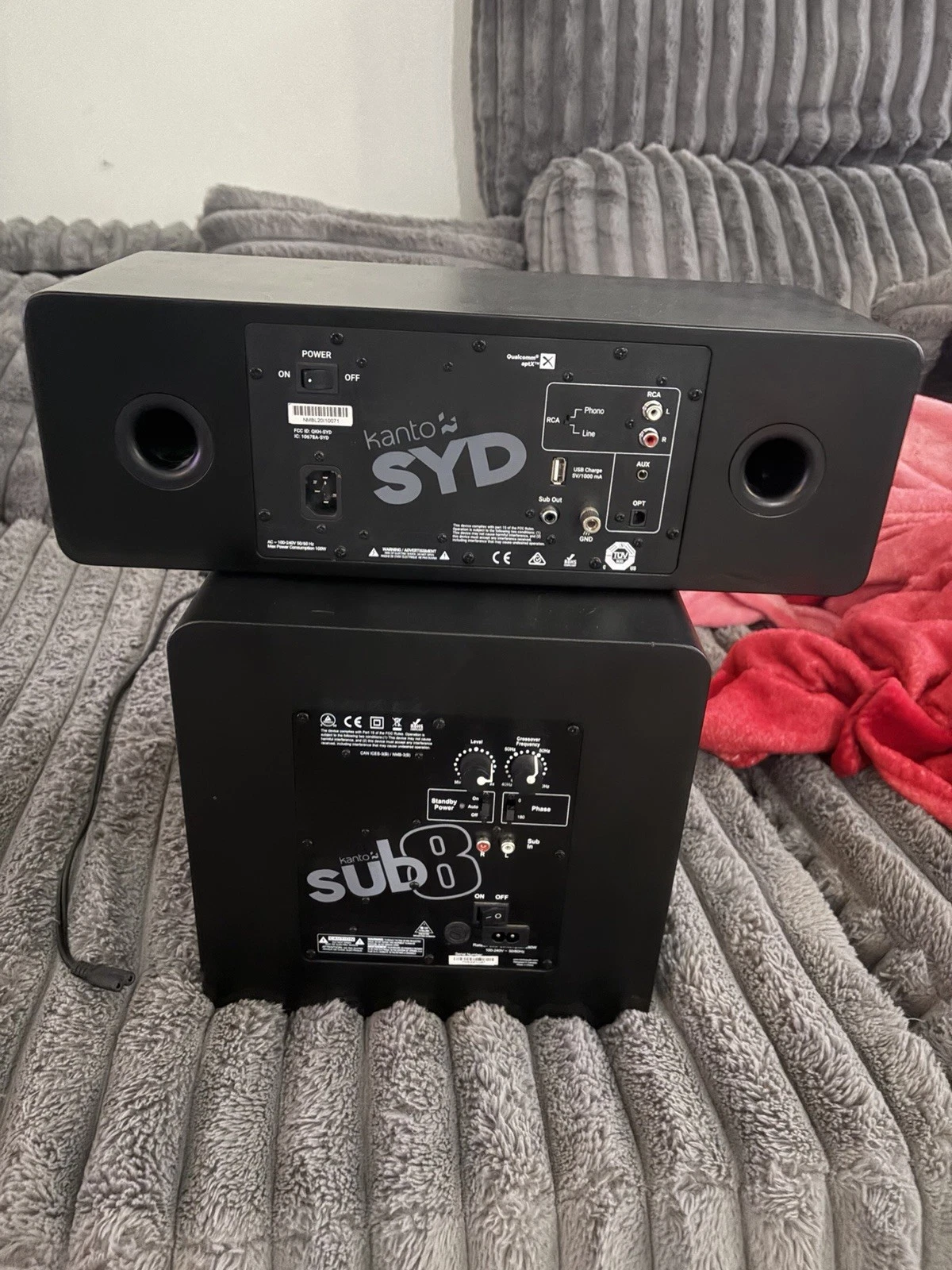 Kanto SYD MB Speaker & SUB8 Subwoofer 2 1 Channel Wired System   Black