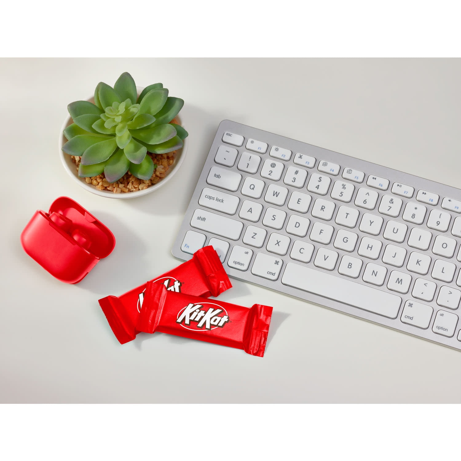Kit Kat Milk Chocolate Wafer Snack Size Candy  Jumbo Pack 17 64 oz