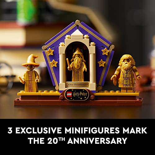 LEGO Harry Potter Hogwarts Icons - Edición de Coleccionista 76391 Modelo de búho Hedwig coleccionable del vigésimo aniversario, con 3 minifiguras doradas exclusivas: Dumbledore, McGonagall y Hagrid;