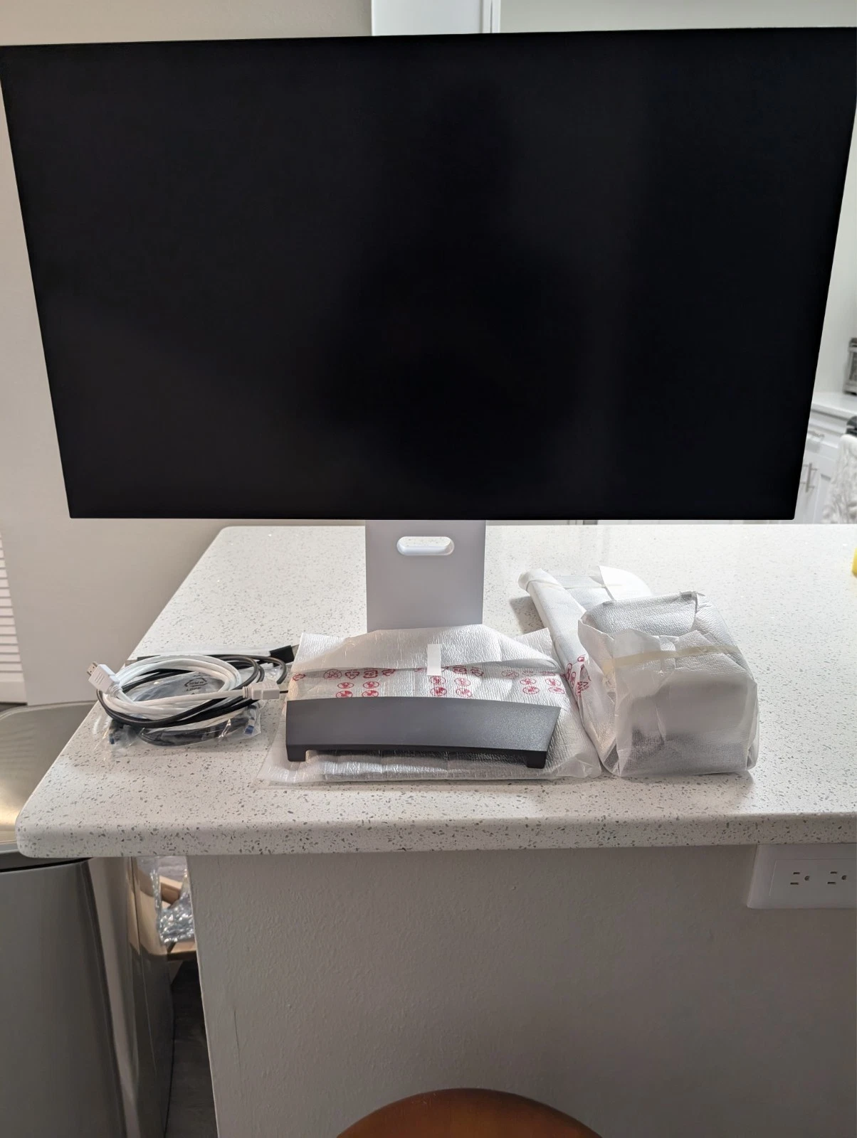 LG Ultragear 32GS95UE 32  OLED Gaming Monitor 4K 240Hz / FHD 480Hz 0 03ms