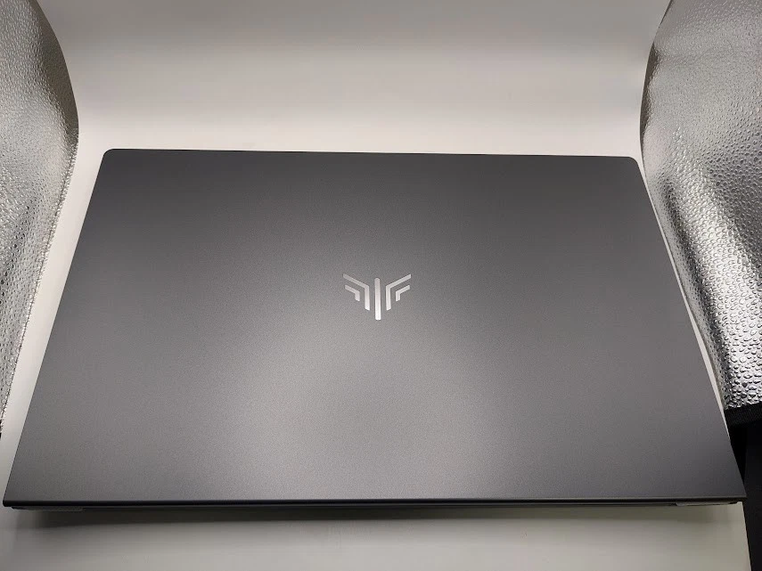 Portátil LX15PRO de 15,6" FHD, AMD Ryzen 7 5700U, 16 GB, 512 GB SSD, Windows 11 Pro, nuevo