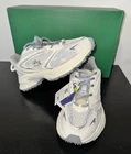 Talla 7, Lacoste L003 NEO SHOT Women s Sneakers Off White / Grey  Size 7 USA