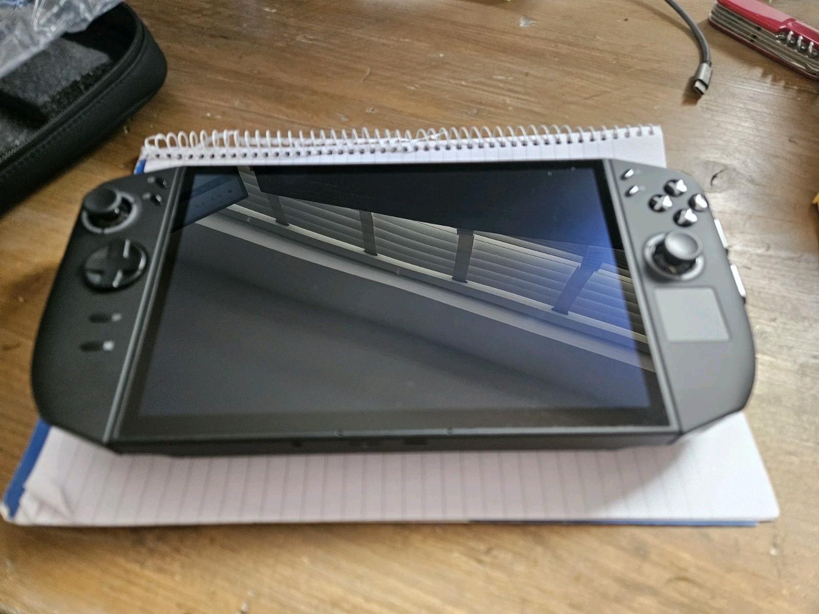 Lenovo Legion Go 2 Z2 extreme 1TB   8 8in 144hz 2K OLED Handheld PC Gaming 32GB