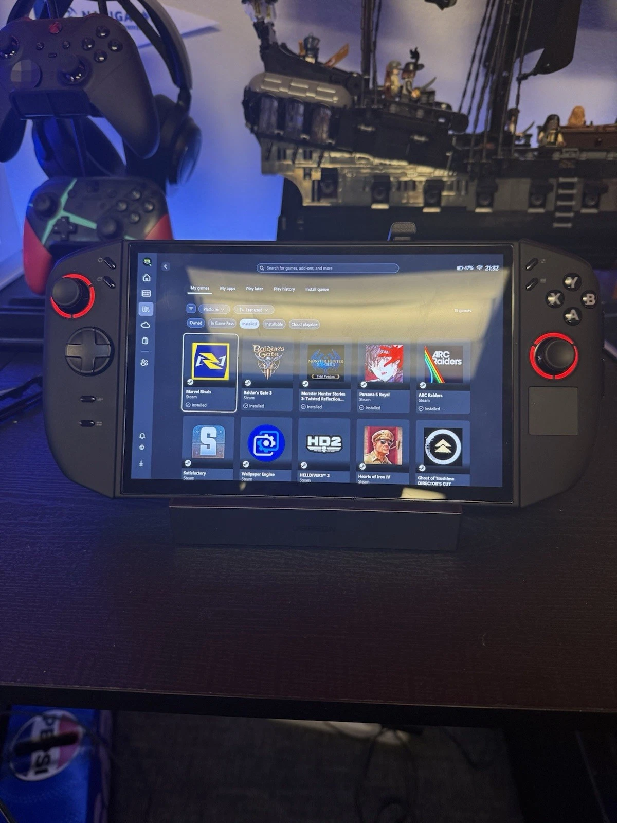 Lenovo Legion Go 2 Z2 Extreme 8 8" OLED 32GB RAM   INCLUDED DOCK   CARRY BAG