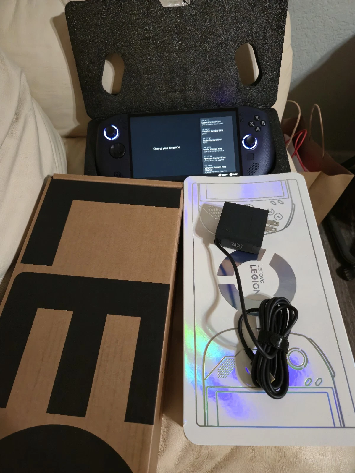 Lenovo Legion Go S 8" 120Hz AMD Ryzen Z1 Extreme SteamOS 32GB 1TB SSD Nebulosa