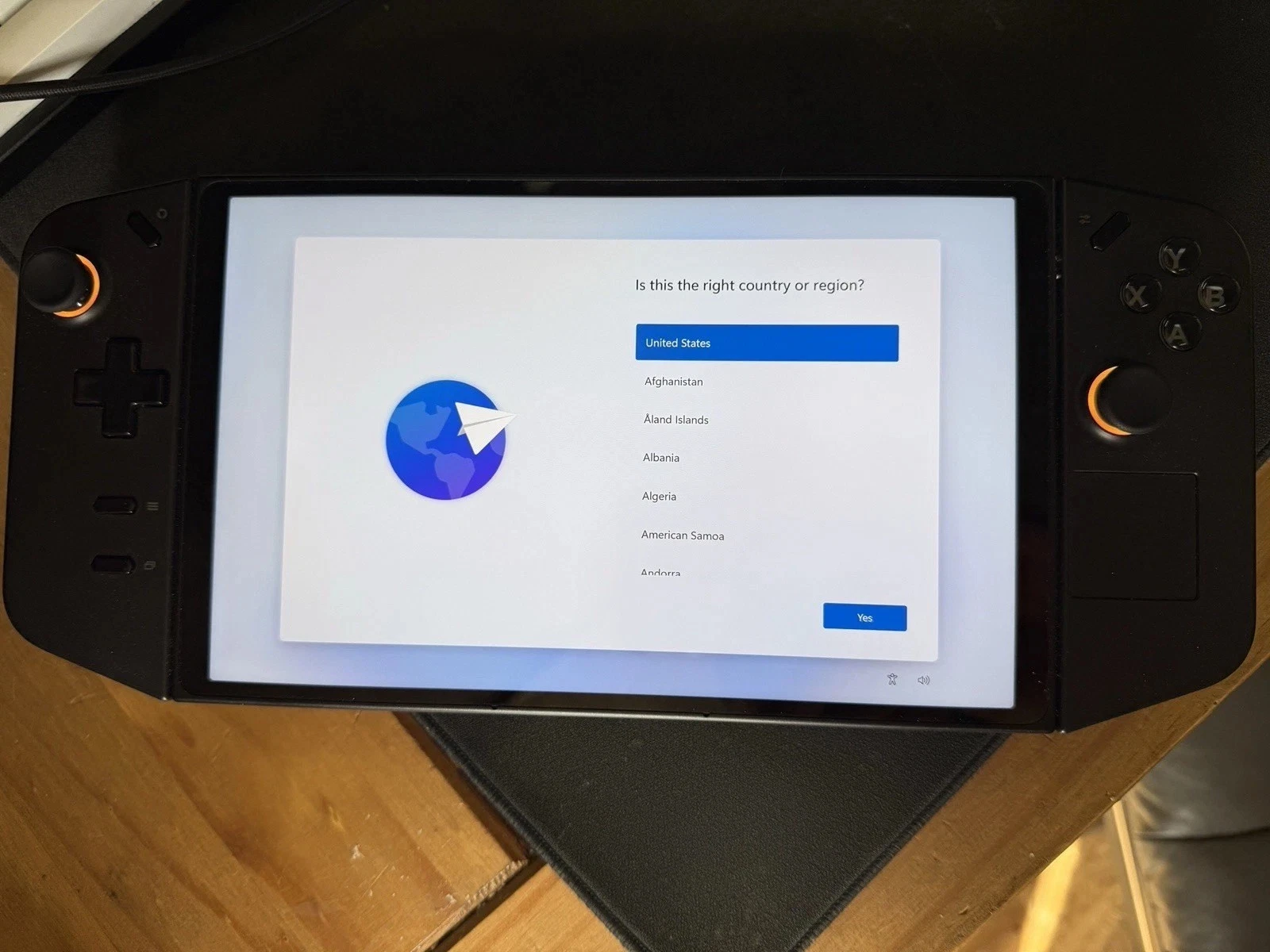 Lenovo Legion Go Z1 Extreme Handheld Gaming Console 512GB  16GB RAM  Windows 11