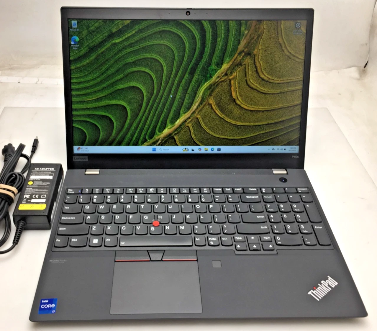 Lenovo ThinkPad P15s Gen 2  15 6" FHD  i7 1165G7  24gb Ram 256gb SSD NVIDIA T500