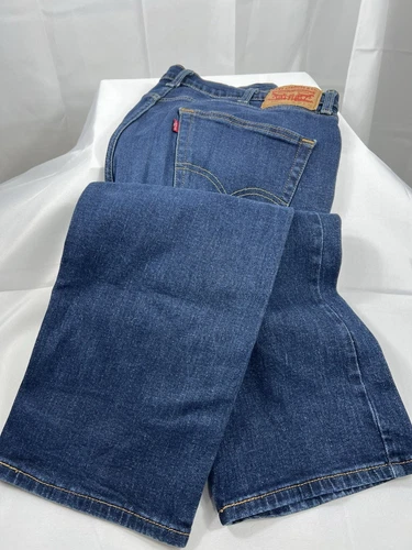 Levi s 505 Size 38x30 Mens Regular  Blue Denim Jeans Dark Wash mint