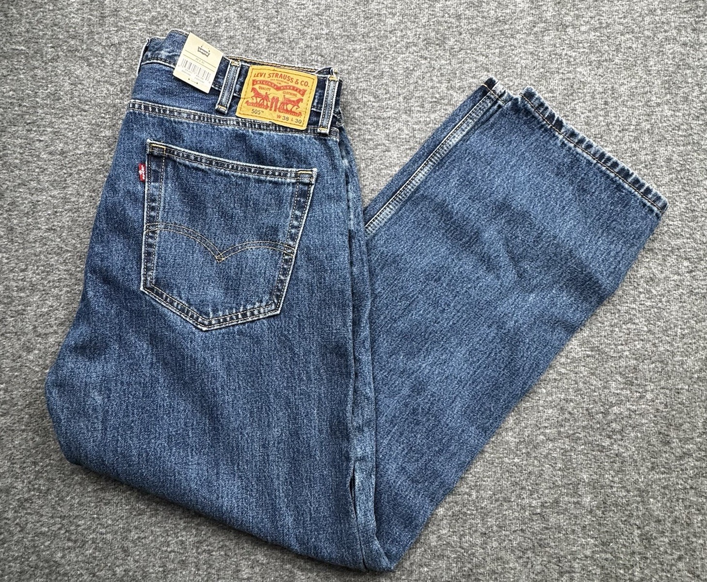 Levis 505 Jeans Mens 38x30 Blue Regular Fit Straight Leg Denim 100  Cotton NWT