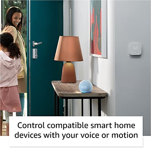 Like New Echo Dot 5th Gen 2022 release with clock Smart speaker with clock and Alexa Glacier White