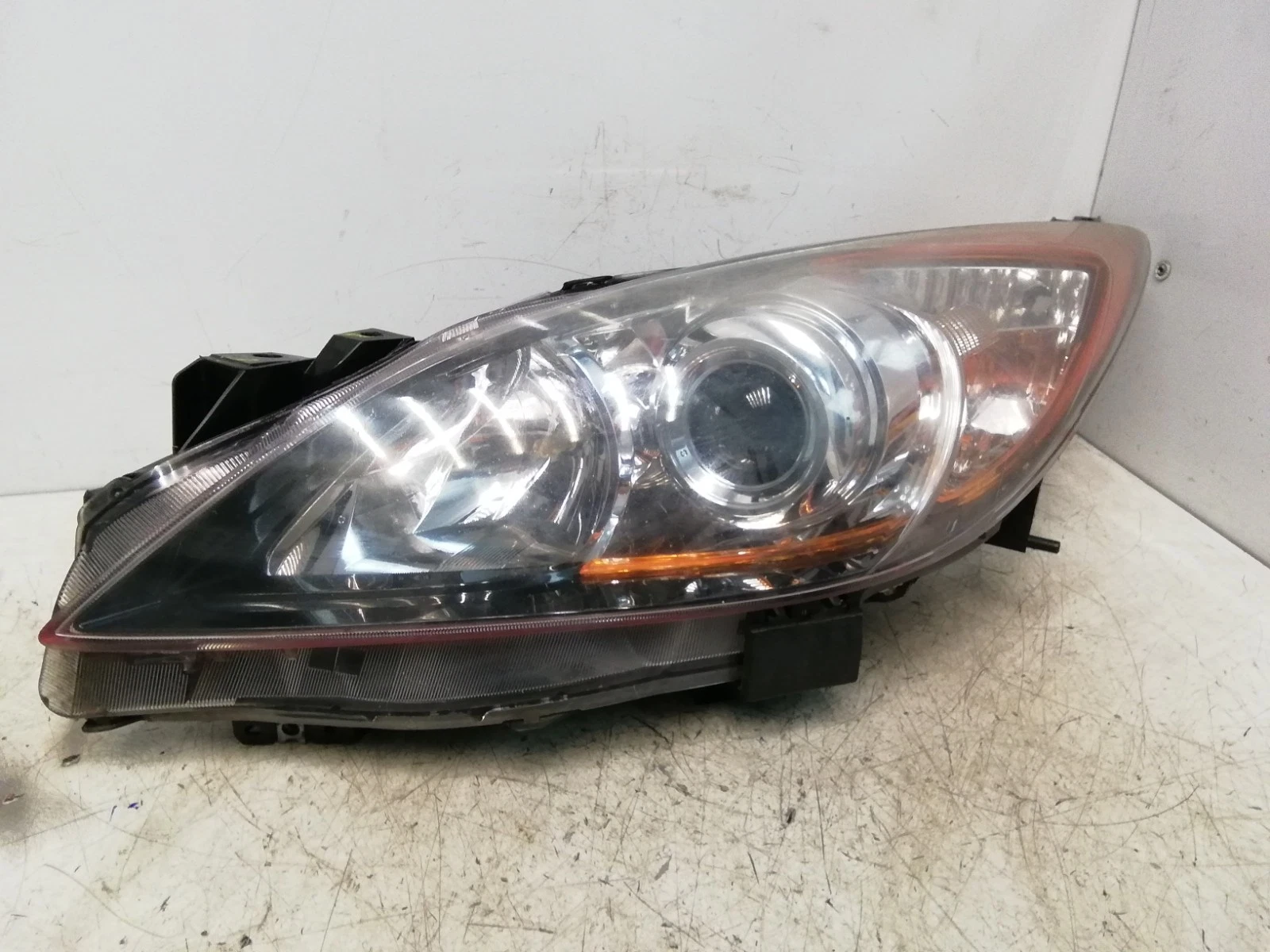 MAZDA 3 MK2 HEADLIGHT LH HALOGEN BDG751040 2013