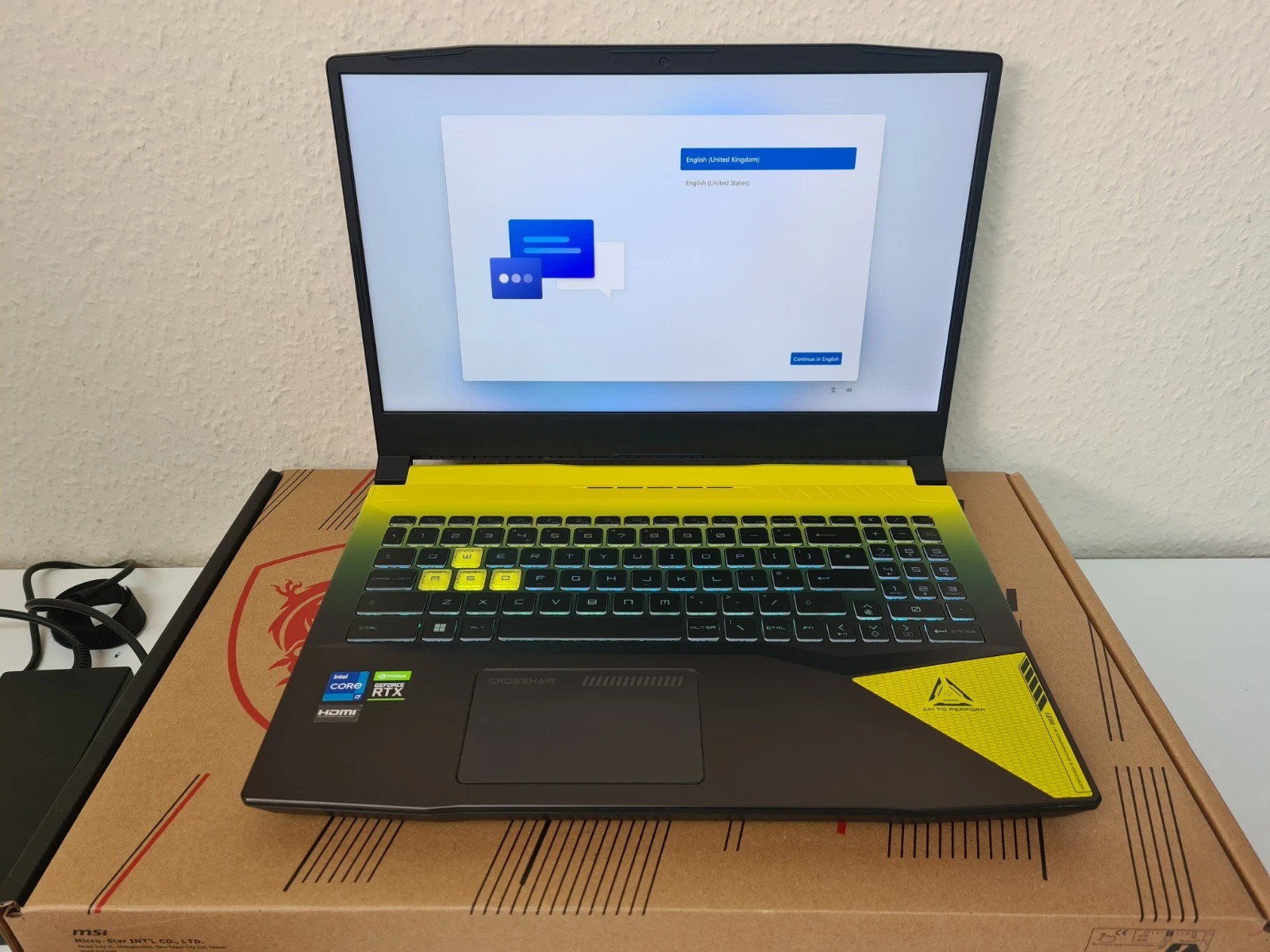 MSI Crosshair 15 B12UGZ   Intel i7 12700H  RTX3070/8GB  1tb SSD  16GB RAM