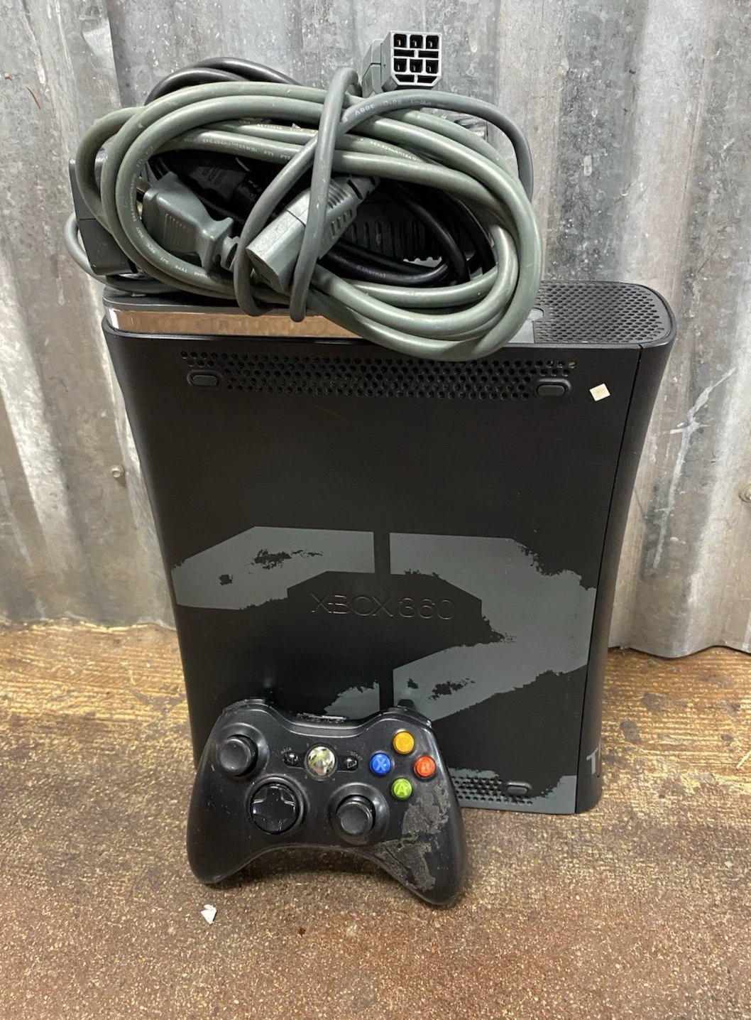 Microsoft Xbox 360 Call Of Duty  Modern Warfare 2 Limited Edition Console 250GB
