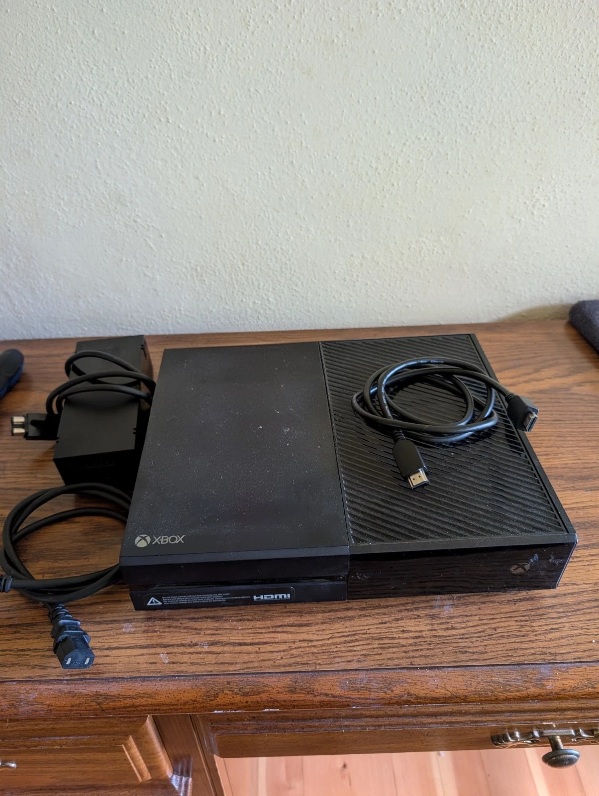 Microsoft Xbox One 500GB Home Console   Black  1540