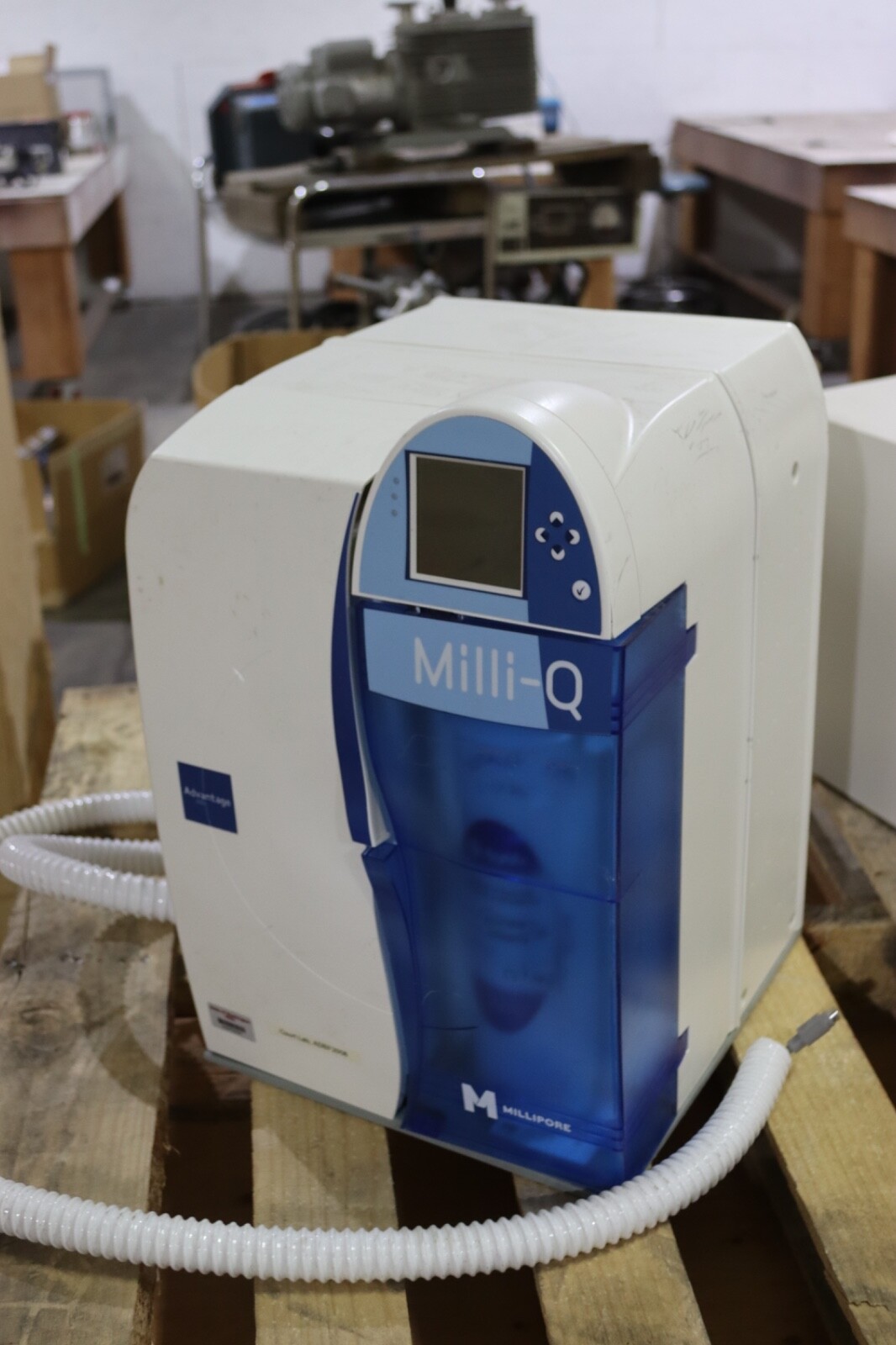 Millipore Milli Q Advantage A10 Water Purification System