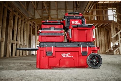 Milwaukee Electric Tool 48 22 8425 Pack out  Large Tool Box  Red