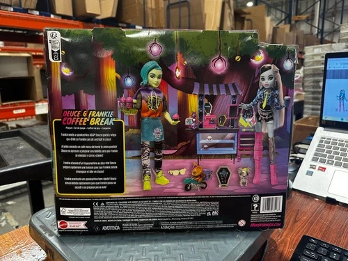 Set de muñecas Monster High Coffee Break Frankie Stein y Deuce Gorgon