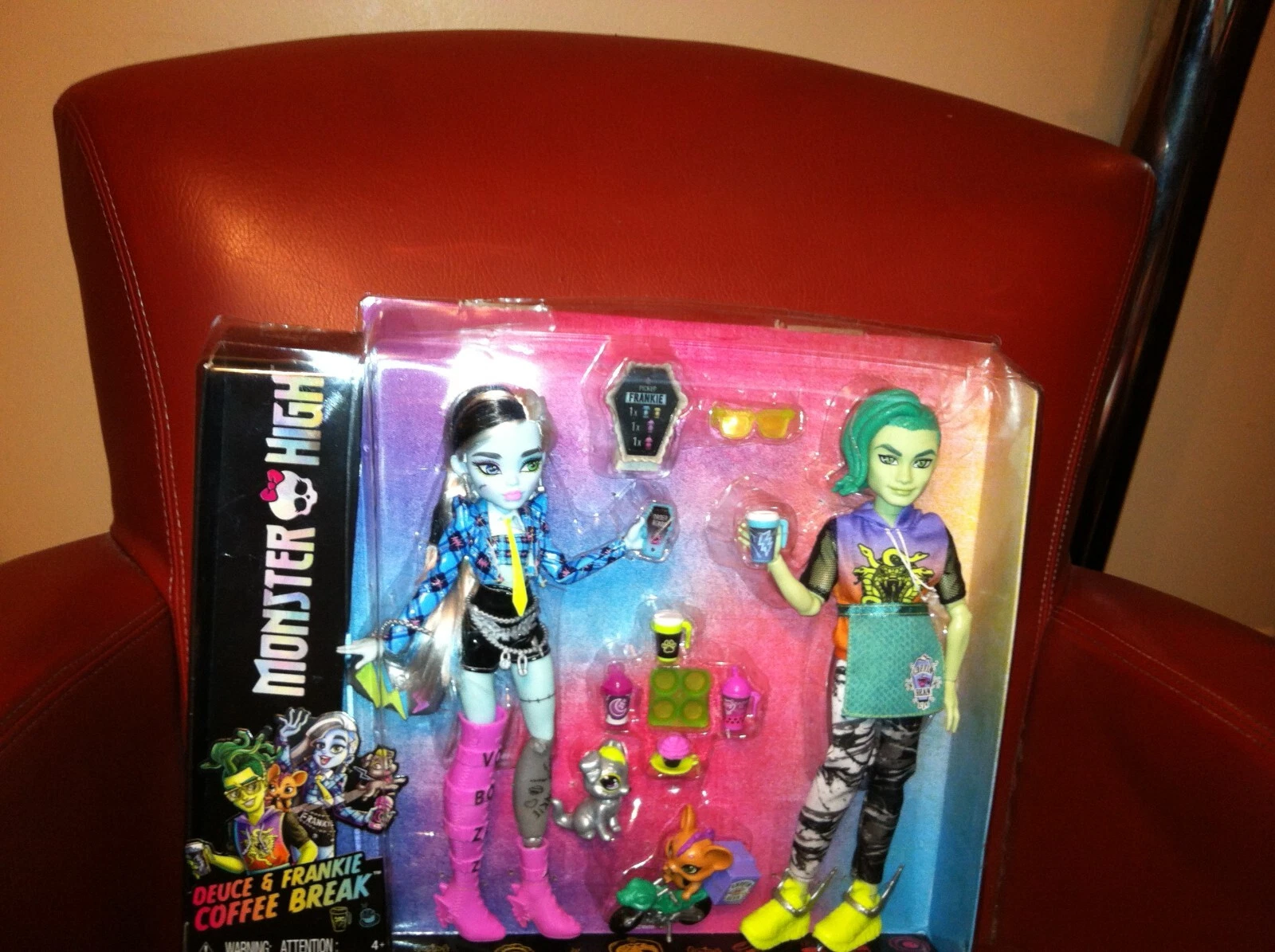 Monster High Deuce + Frankie Coffee Break - Juego de 2 muñecas (nuevo en caja)