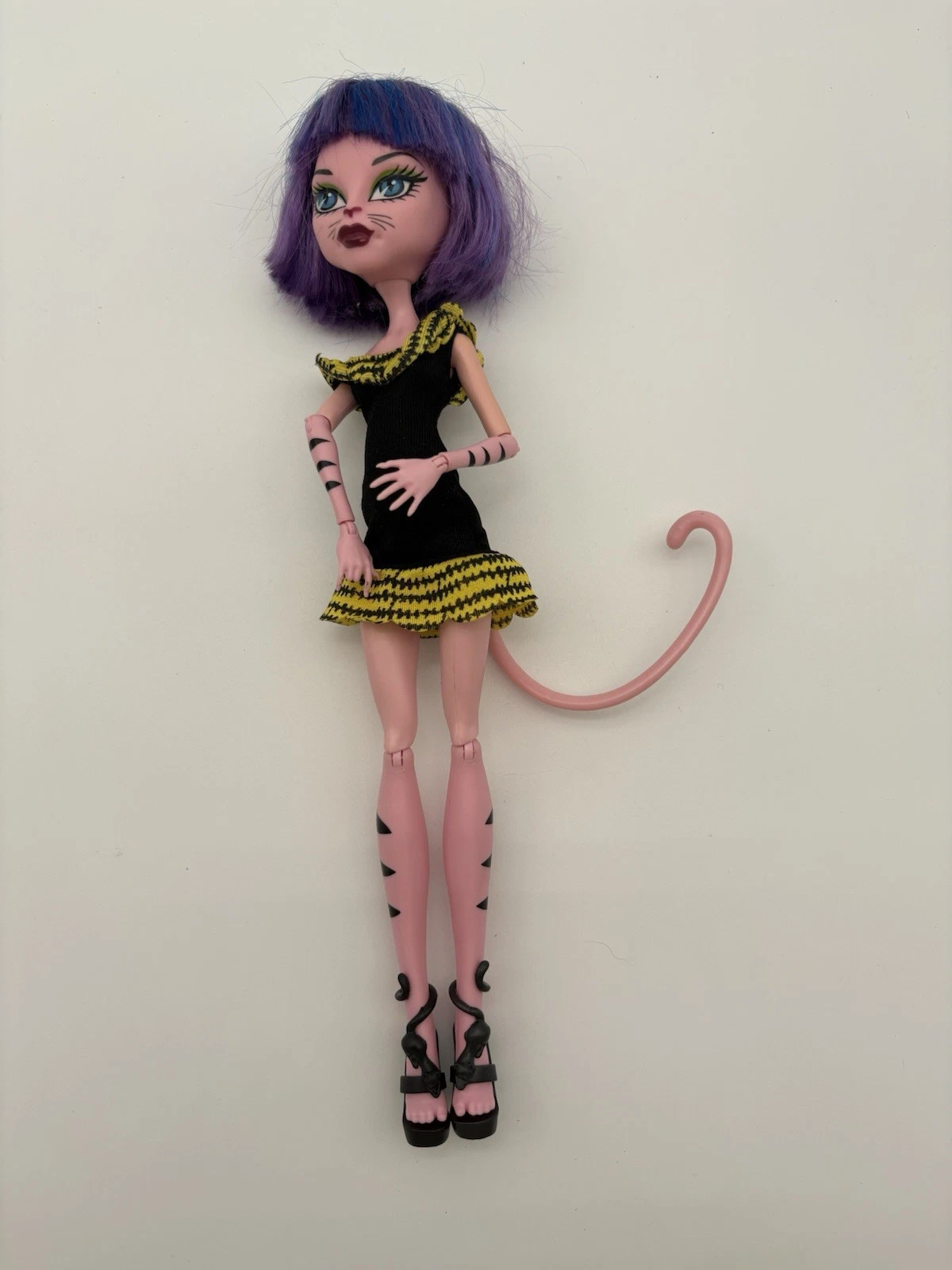 Monster High Doll CREATE A MONSTER DESIGN Pink Cat GIRL   SKU 20