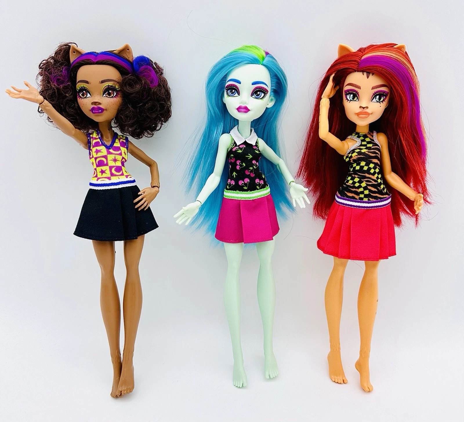 Monster High Dolls LOT OF 3 Ghoulia Yelps Buried Secrets Toralie & Clawdeen Wolf