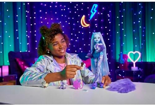 Monster High Frankie Stein Doll in Denim Jacket and Shorts  Includes Pet Dog Watzie and Accessories Like a Backpack  Snack and Notebook